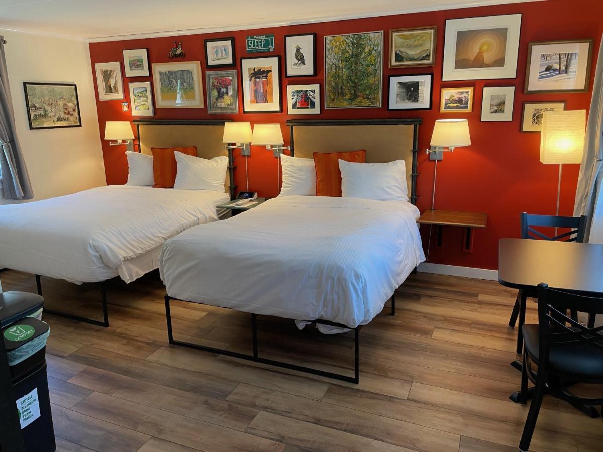Sleep Motel 3*